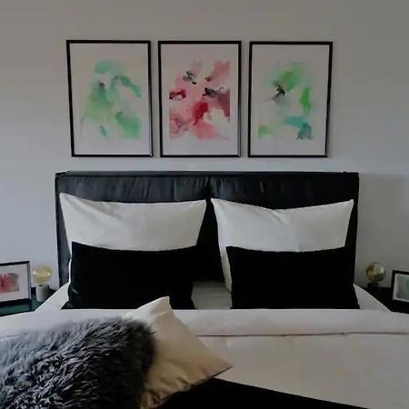 Modernes Apartment Mit Traumhaftem Blick Ins Gruene Bräunlingen Exteriör bild