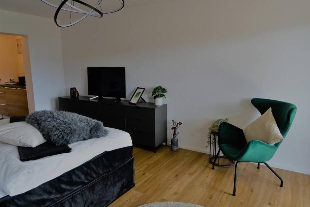 Modernes Apartment Mit Traumhaftem Blick Ins Gruene Bräunlingen Exteriör bild
