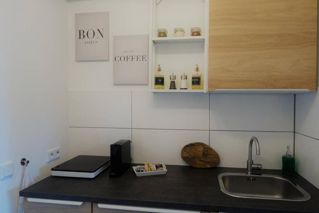 Modernes Apartment Mit Traumhaftem Blick Ins Gruene Bräunlingen Exteriör bild