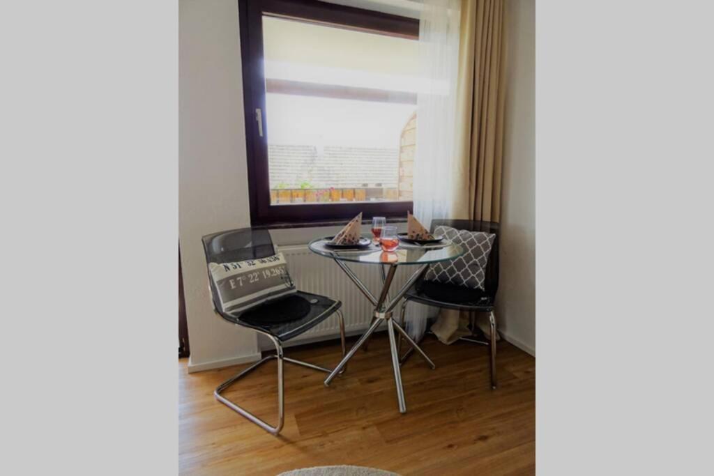 Modernes Apartment Mit Traumhaftem Blick Ins Gruene Bräunlingen Exteriör bild